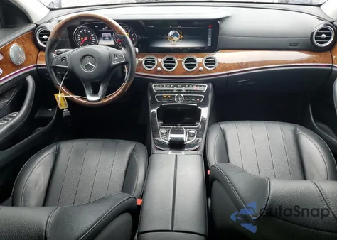 2017 Mercedes-Benz E 300 из США, поврежденный, VIN WDDZF4JB8HA208796